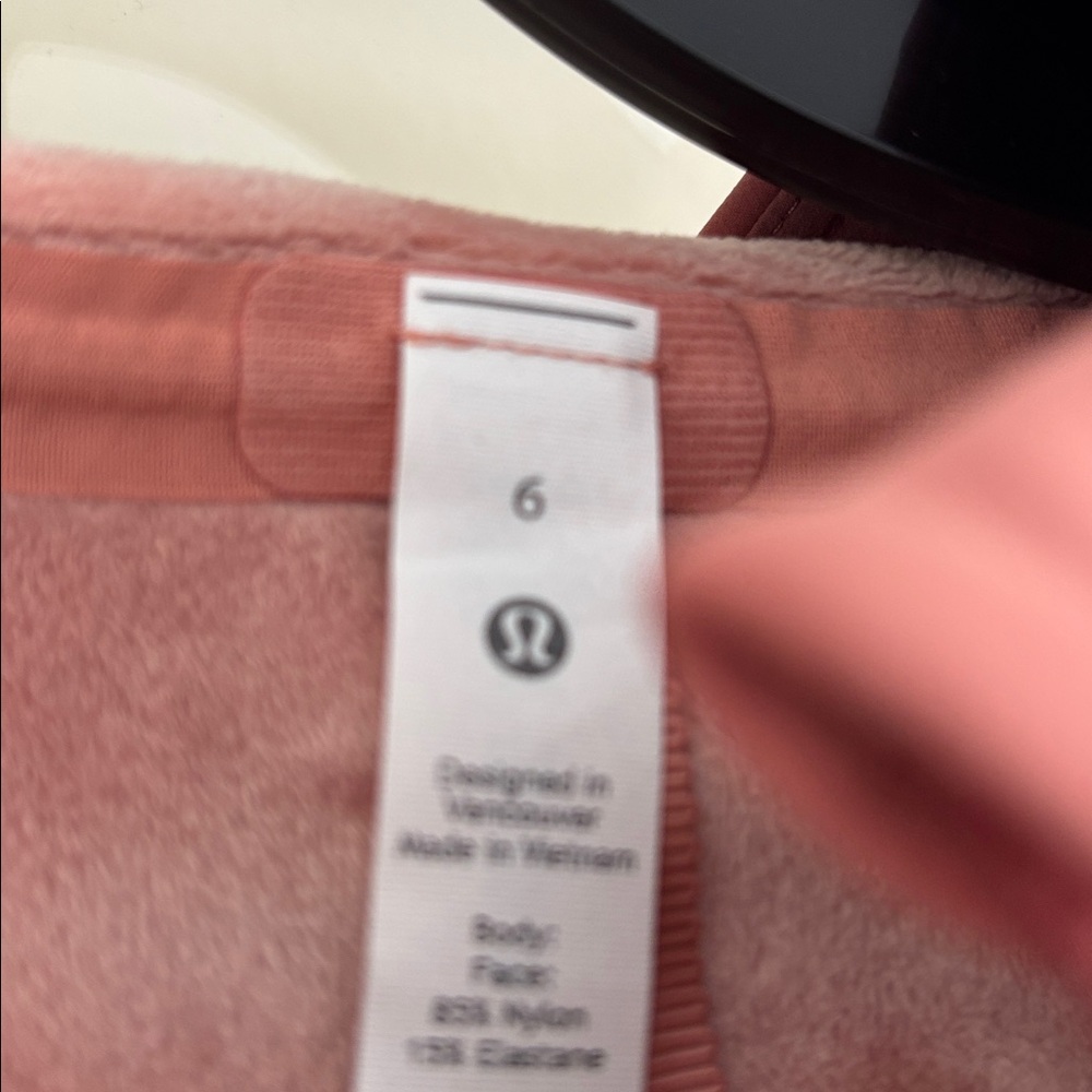 Lululemon Repel Shell Rain Jacket - Picture 4 of 6